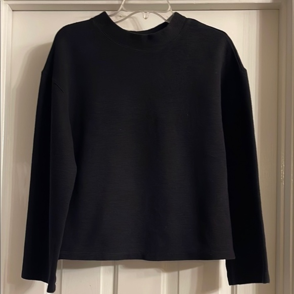 A new day Classic Black Women's sweater size XS